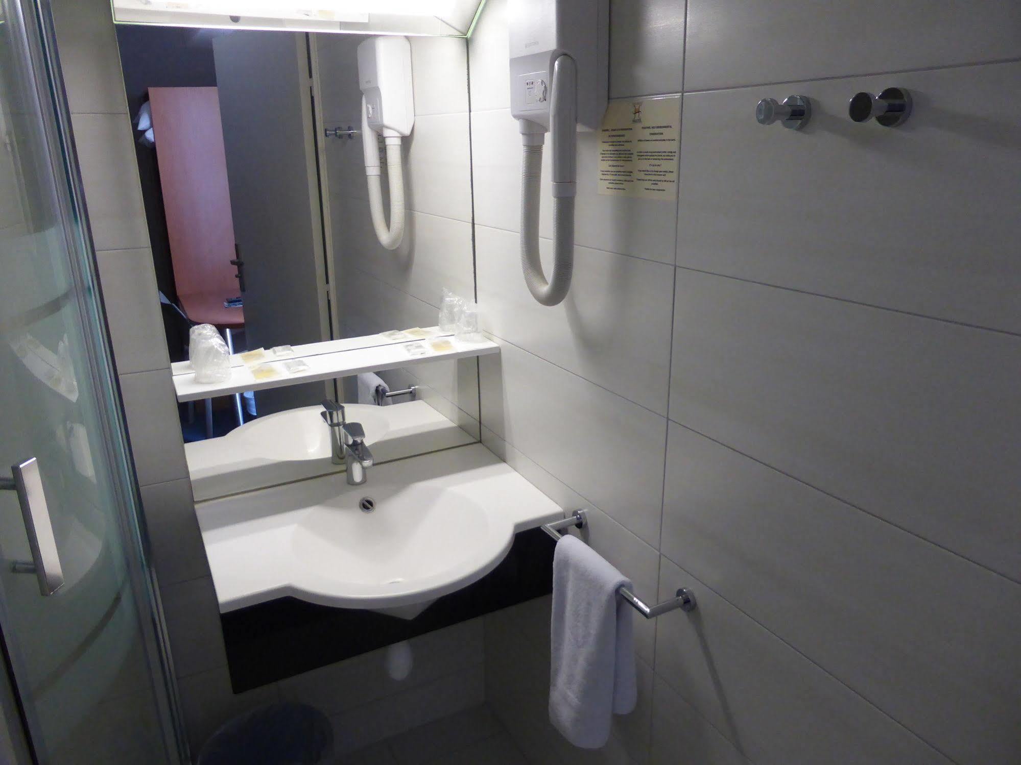 Hotel & Restaurant Heliotel Montferrier-sur-Lez Ngoại thất bức ảnh