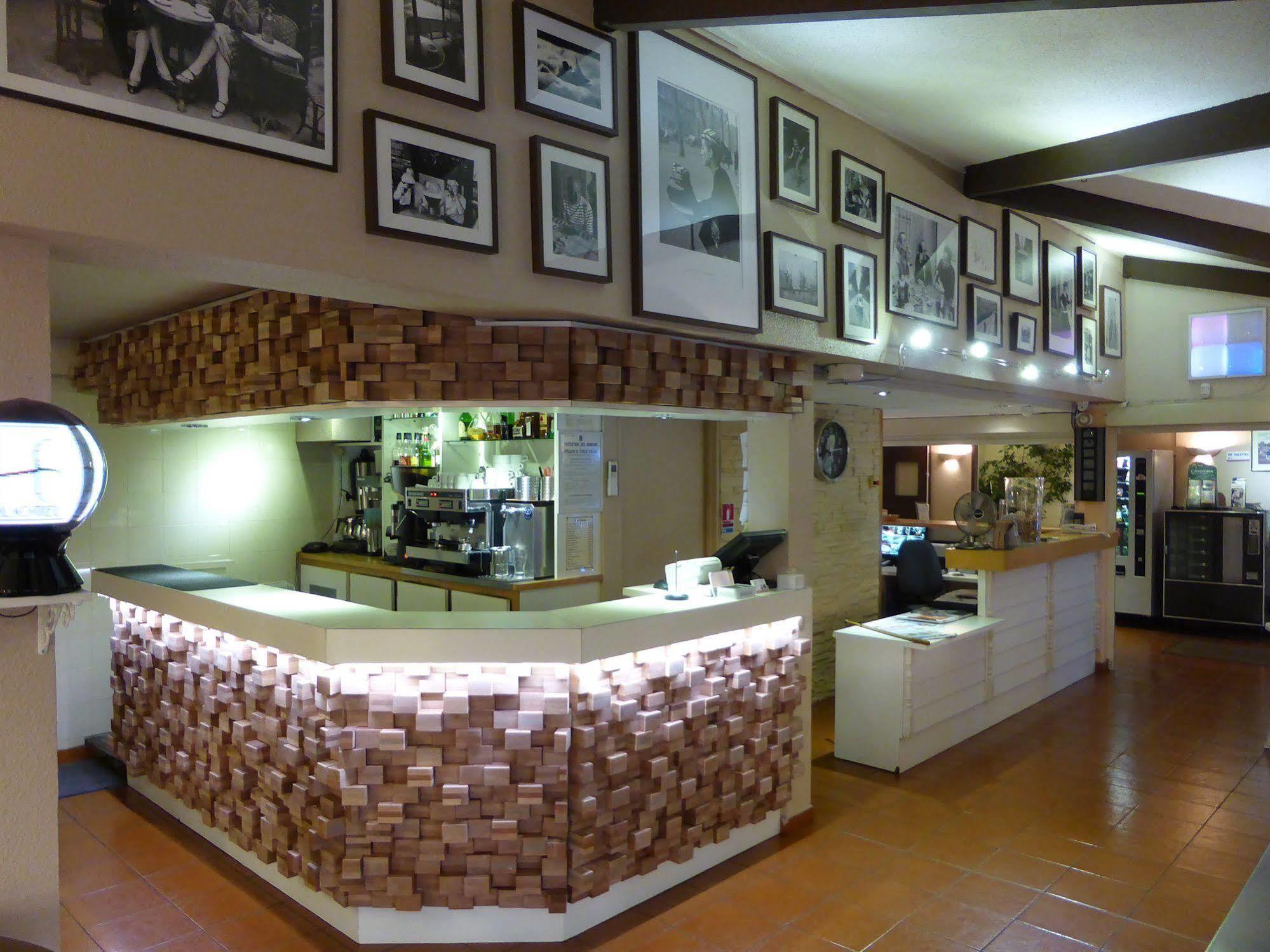 Hotel & Restaurant Heliotel Montferrier-sur-Lez Ngoại thất bức ảnh